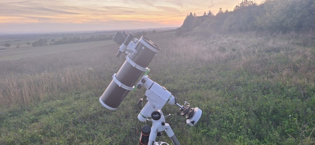 Teleskop beim Aufbau
